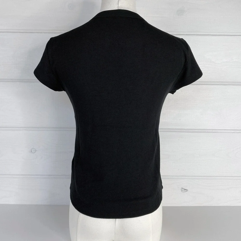 American Eagle AE Waffle T-Shirt Layering Tee M Black Stretch Base Layer 90s Y2K - Picture 10 of 16